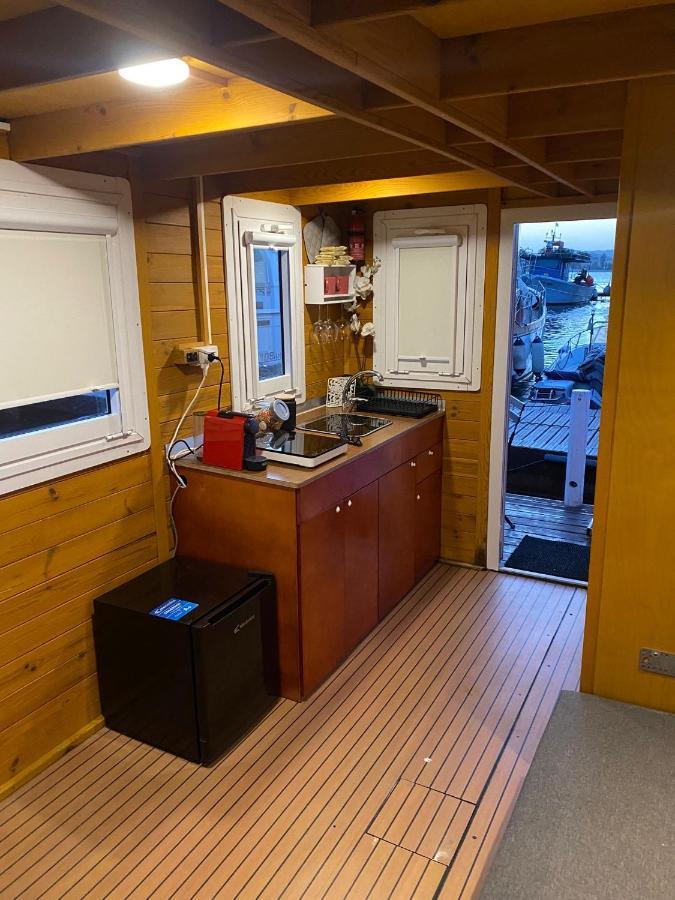 Hotel House Boat R Al Poetto 2 Pax Piu' 1 Cagliari Exterior foto